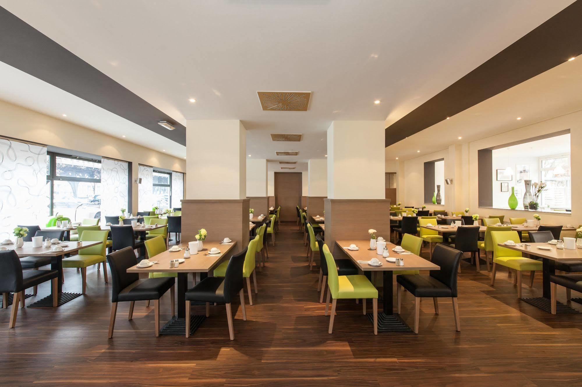 Novum Style Aldea Hotel 3*